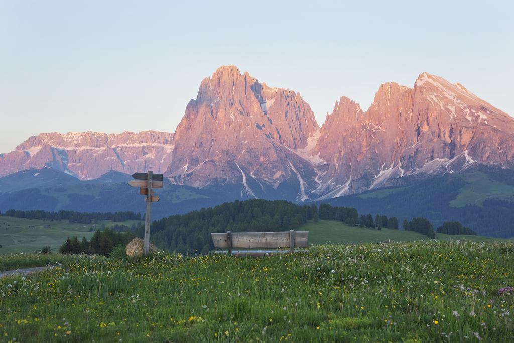 Hotel Icaro***S Alpe Di Siusi Esterno foto