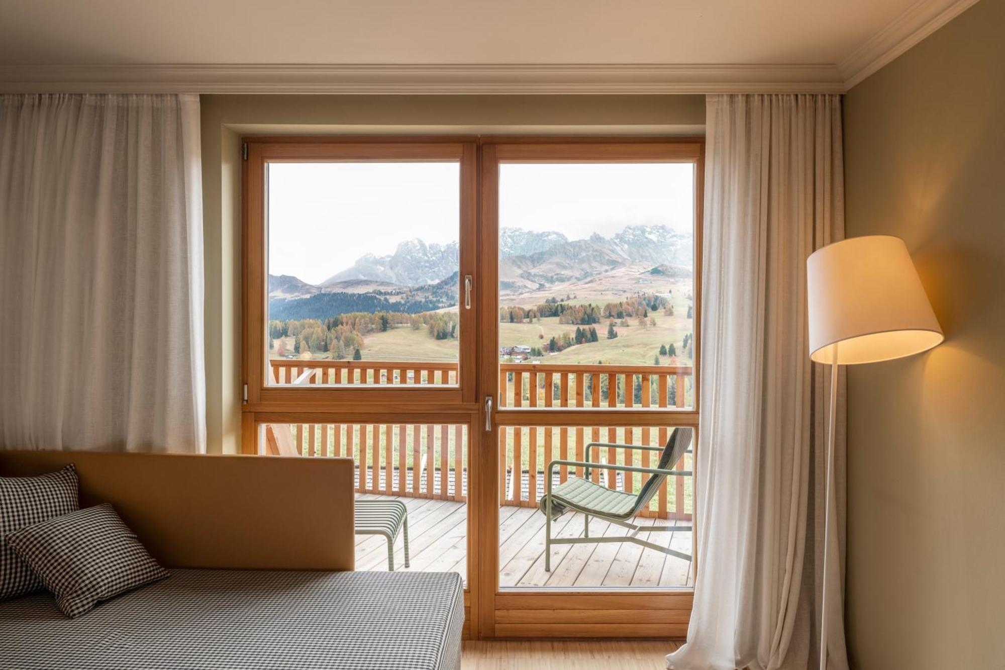Hotel Icaro***S Alpe Di Siusi Esterno foto